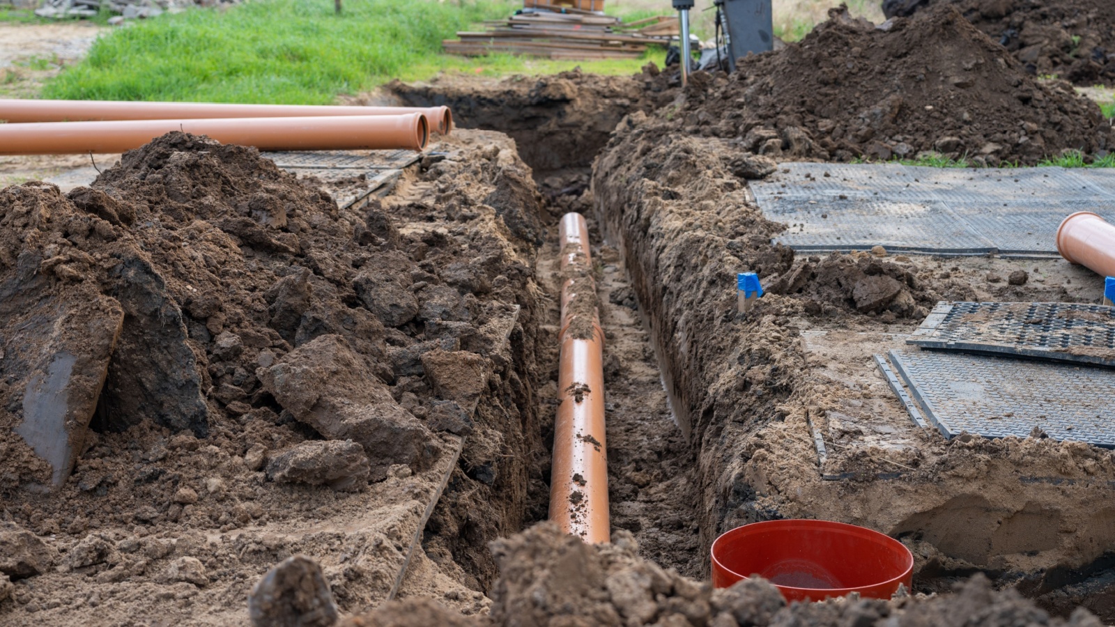 Traditional plumbing excavation requires direct access to pipes compared to trenchless methods.